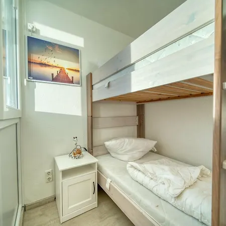 - Haus H, App 0h0705 Lejlighed *